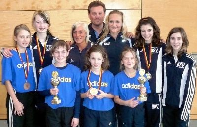 Erfolgreich in die neue Wettkamfsaison gestartet: Der BSV Friedrichshafen räumt beim Creti Cup in Reutlingen acht Medaillen ab.